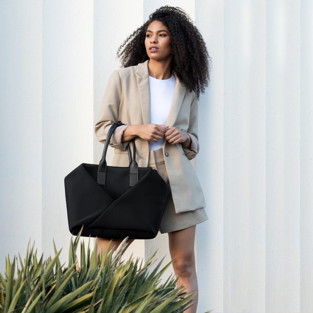 LARGE ORIGAMI TOTE ULTRA MATTE